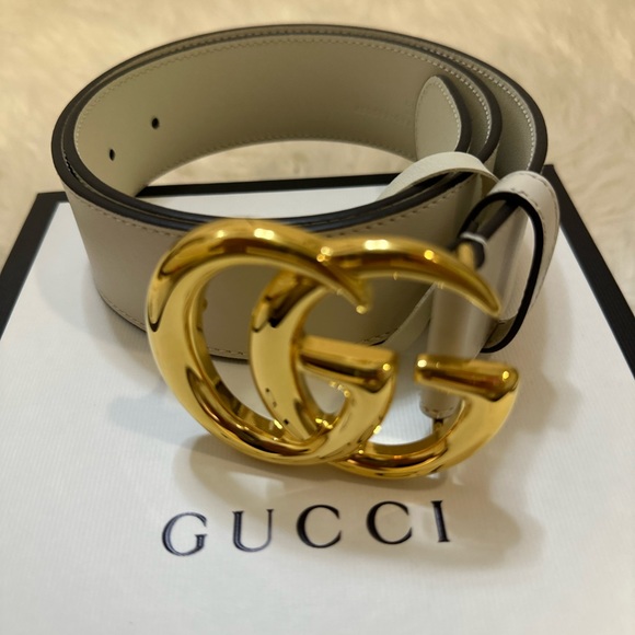 AUTHENTIC GUCCI LEATHER BELT WITH
DOUBLE G BUCKLE - Picture 5 of 10